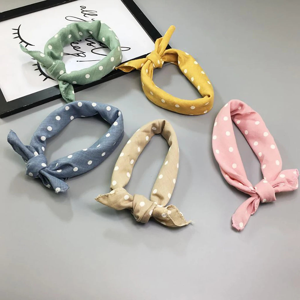 Fashion Plaid Dots Style Winter Pet Bandanas Cotton Washable Dog Bandanas Scarf Bowties Collar Pet Square Bib For Puppies