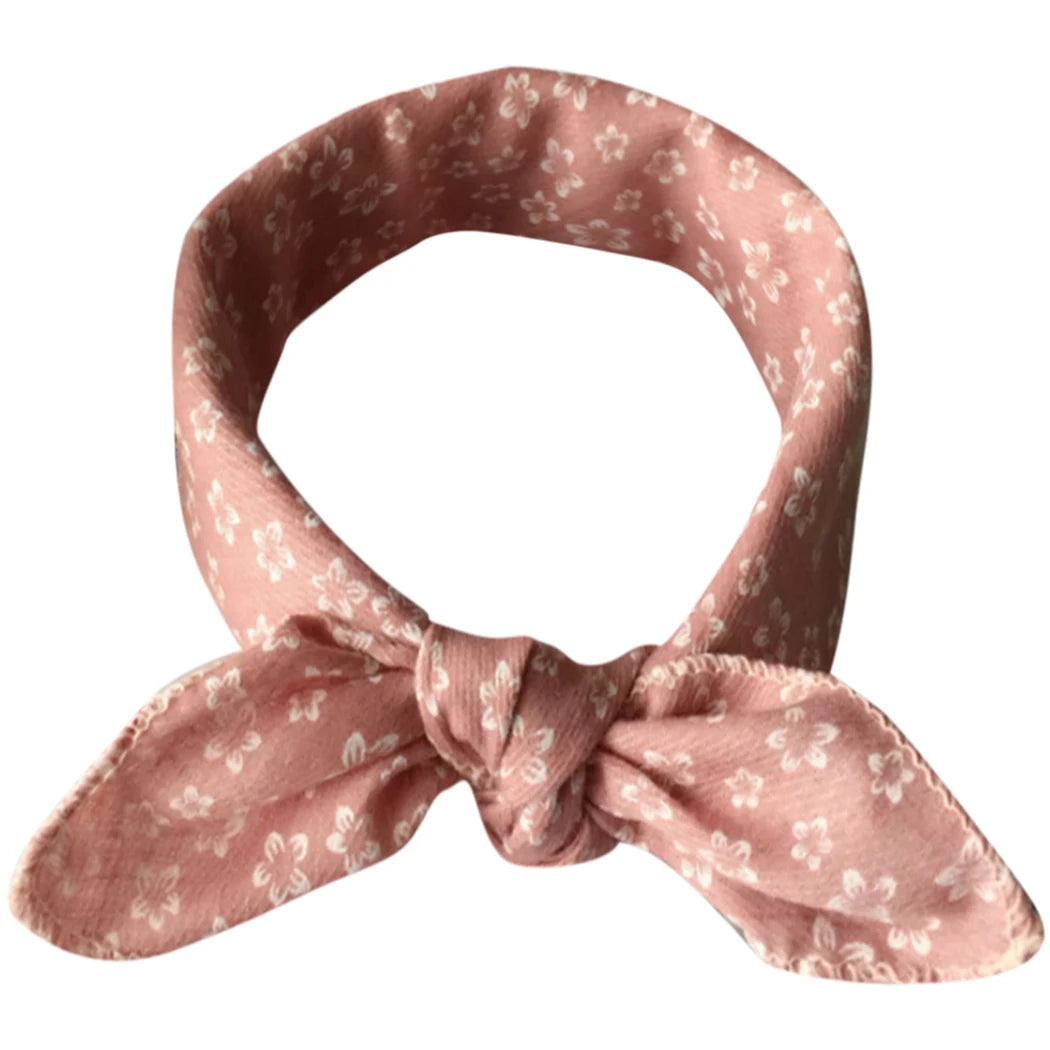 Fashion Plaid Dots Style Winter Pet Bandanas Cotton Washable Dog Bandanas Scarf Bowties Collar Pet Square Bib For Puppies