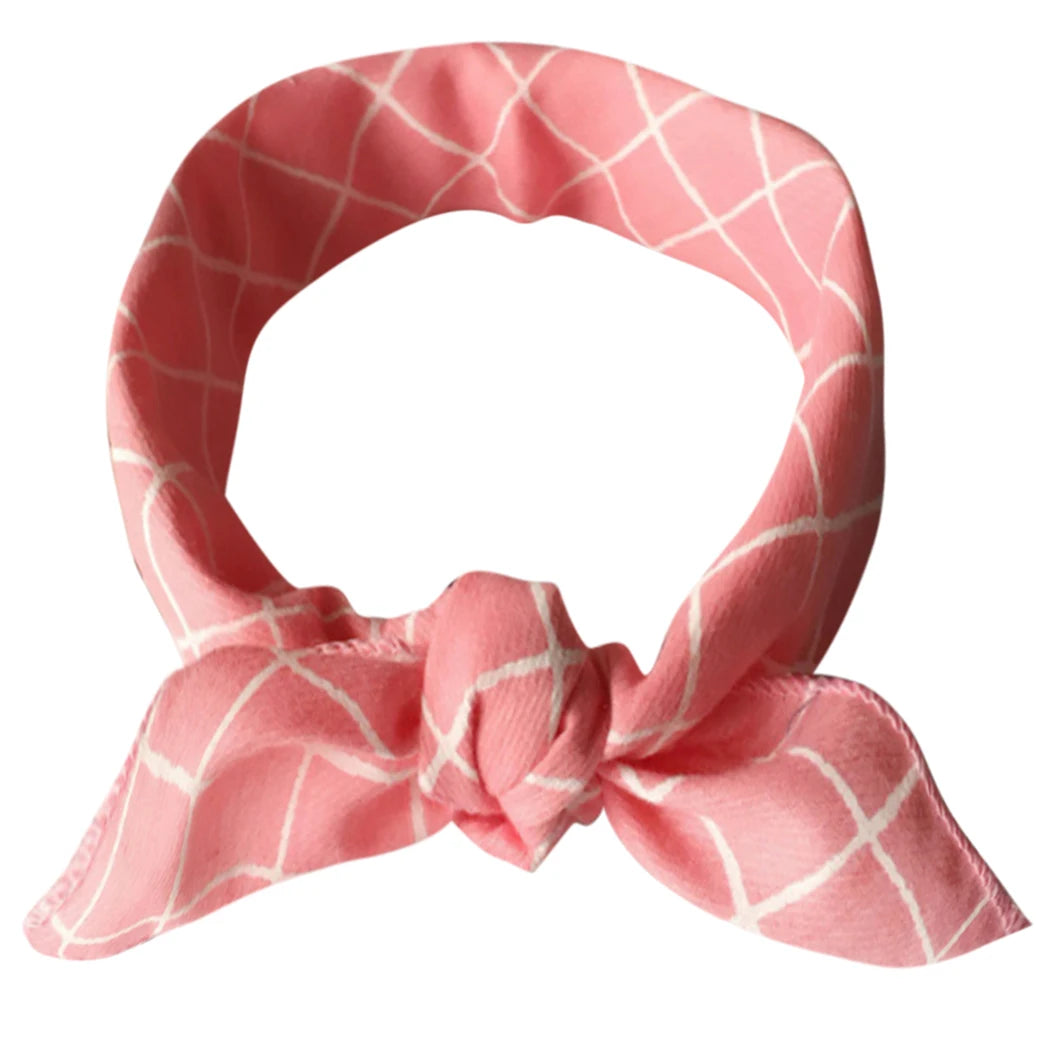 Fashion Plaid Dots Style Winter Pet Bandanas Cotton Washable Dog Bandanas Scarf Bowties Collar Pet Square Bib For Puppies